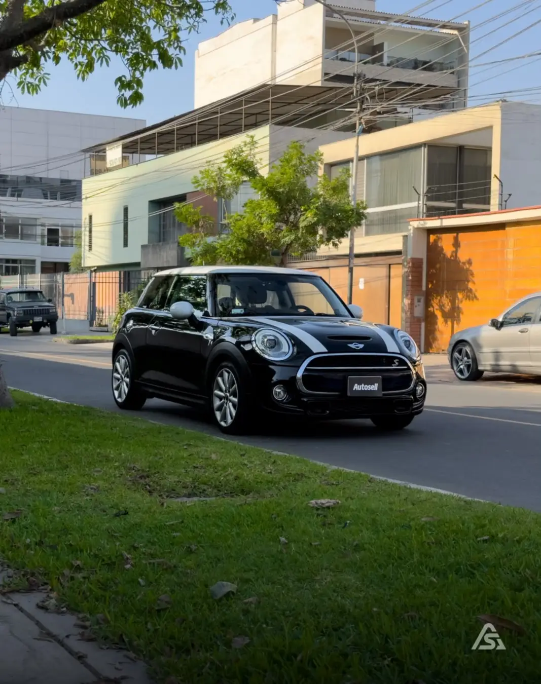 Mini Hatch
