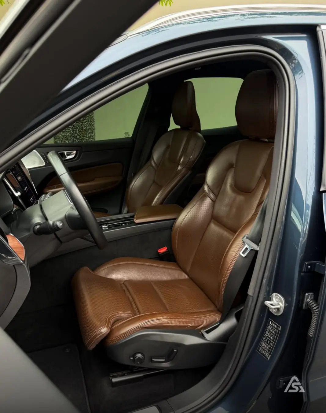 Volvo XC-60