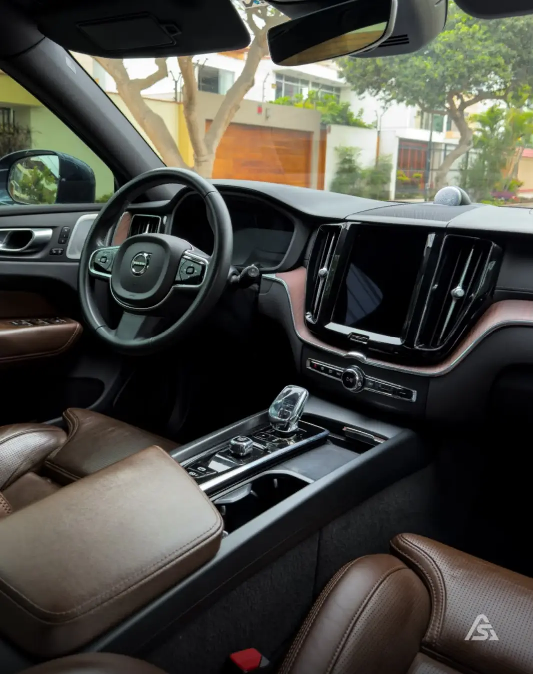 Volvo XC-60