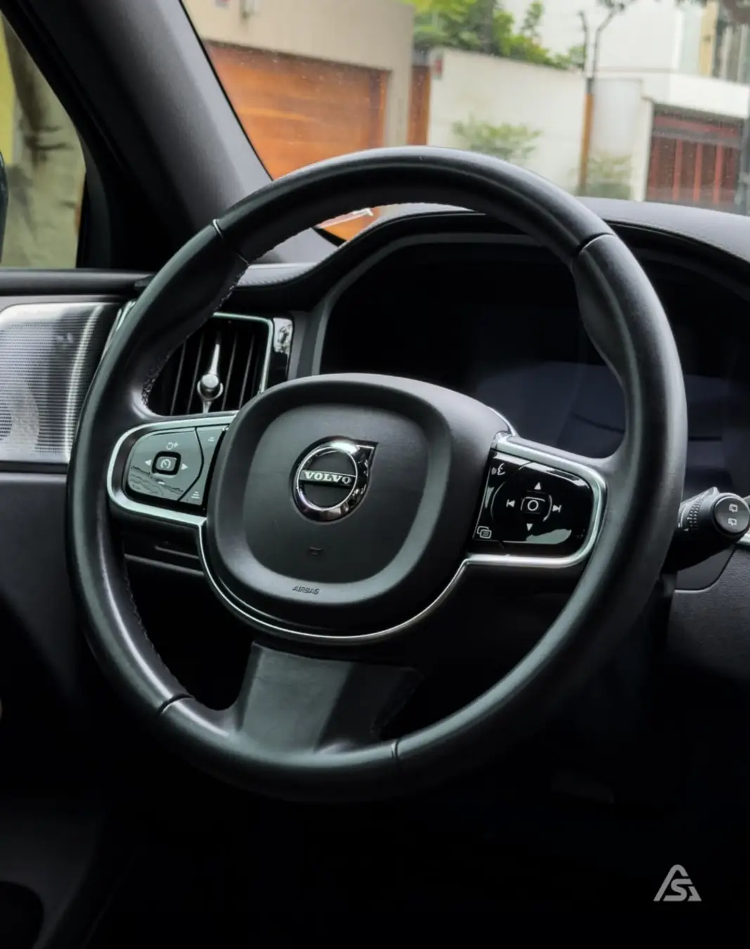 Volvo XC-60