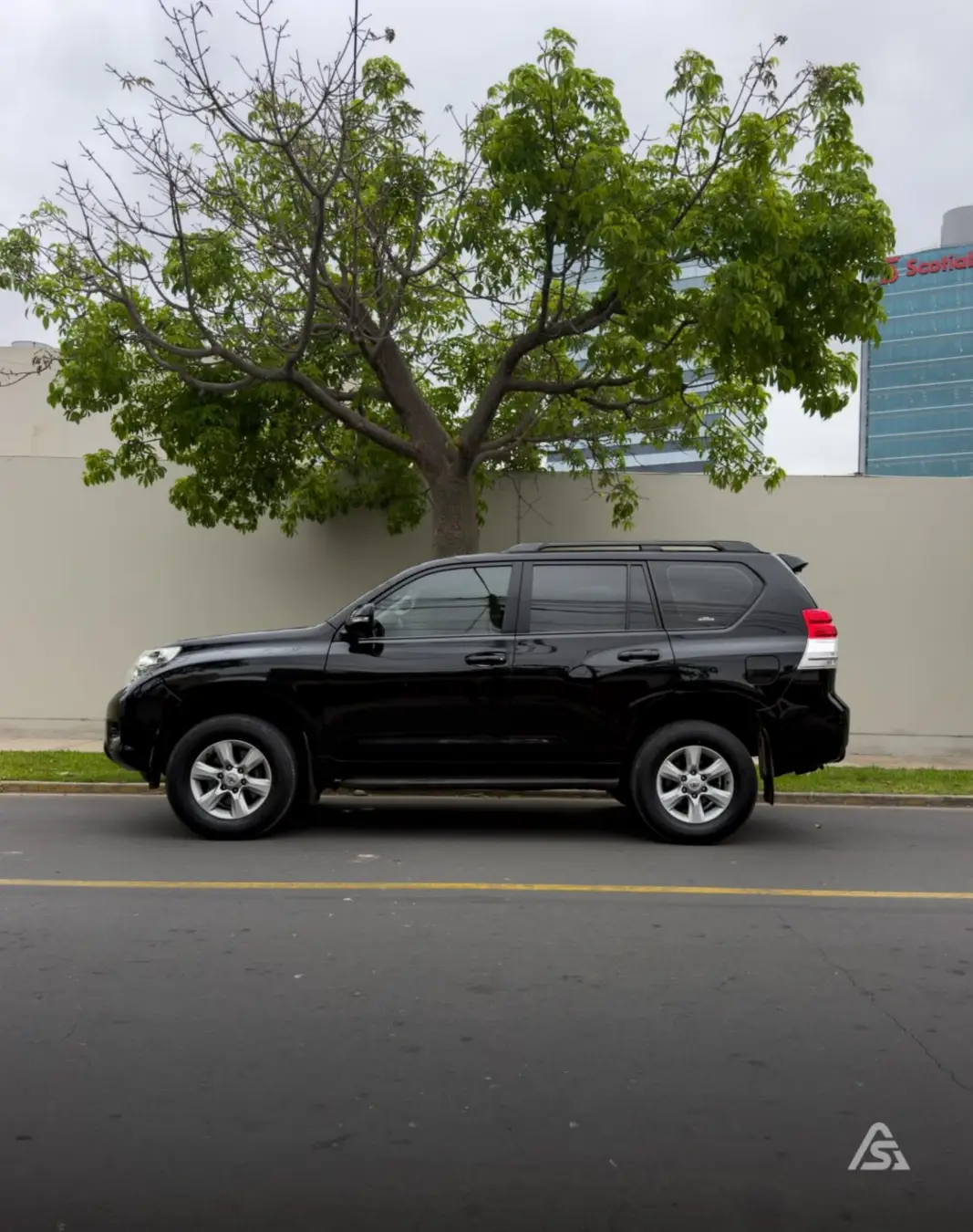 Toyota Land Crusier Prado