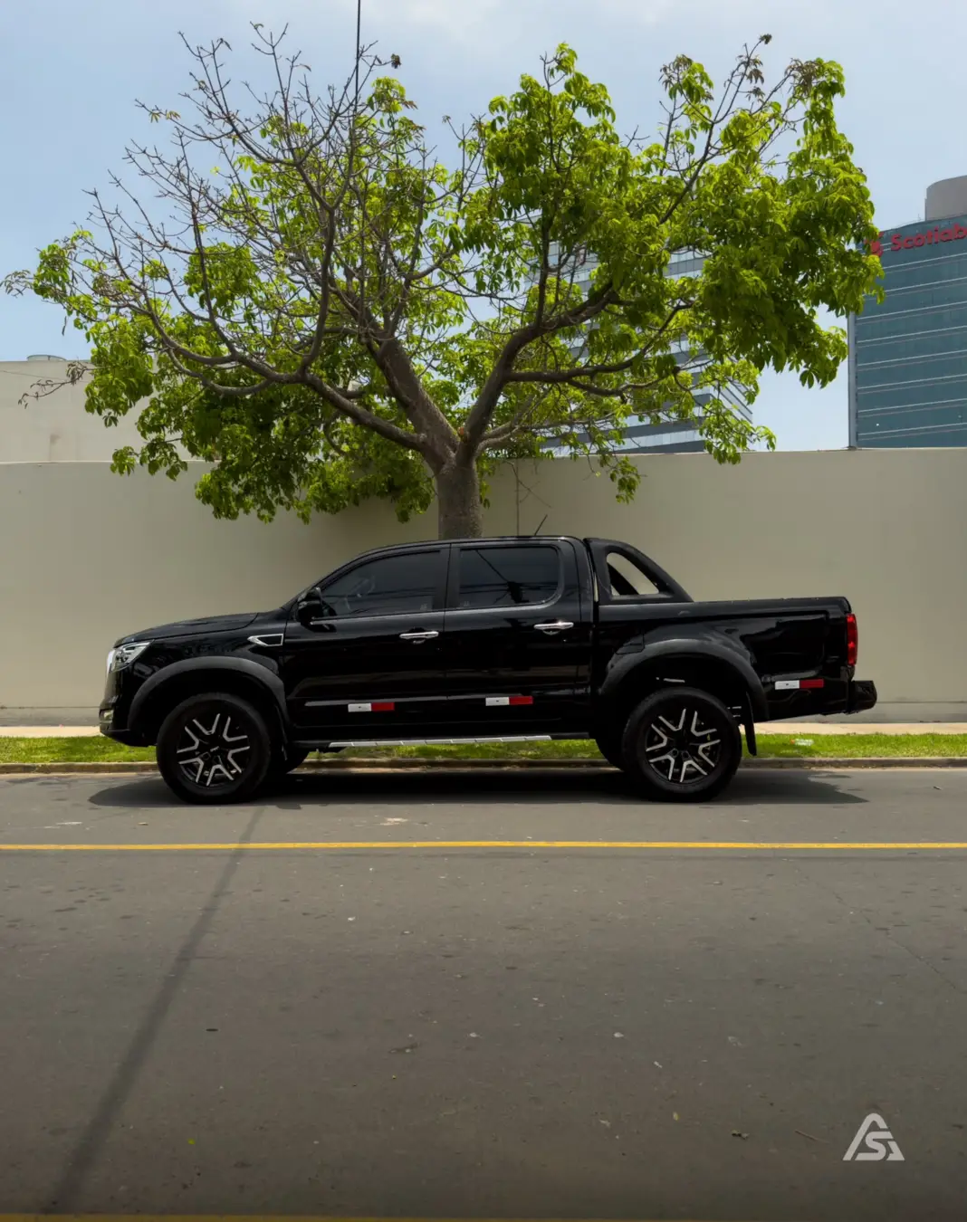 JAC T8