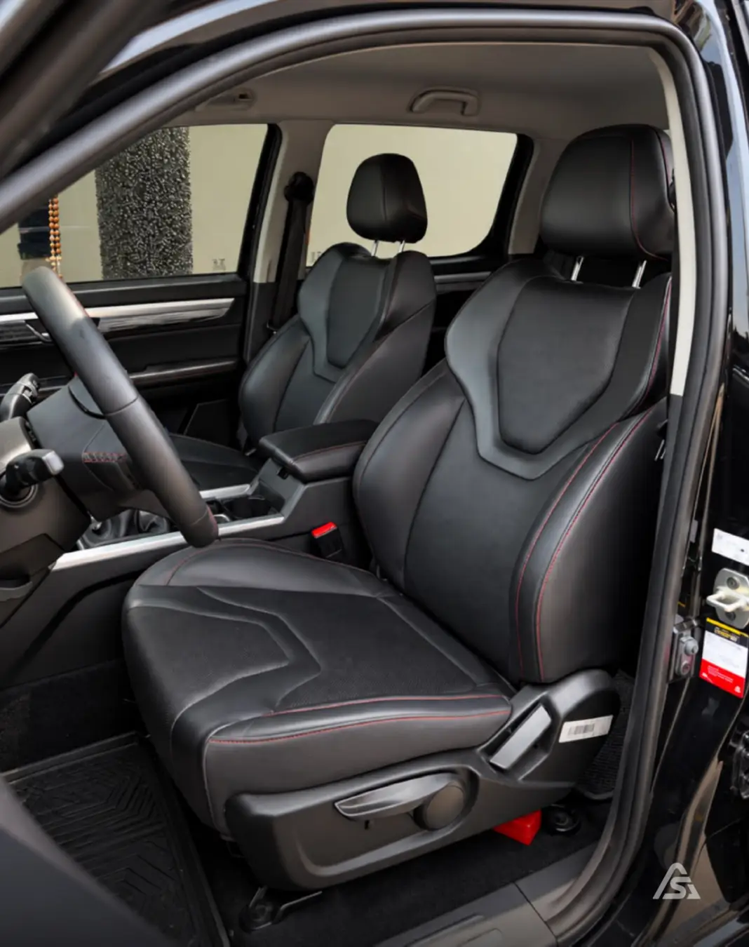 JAC T8
