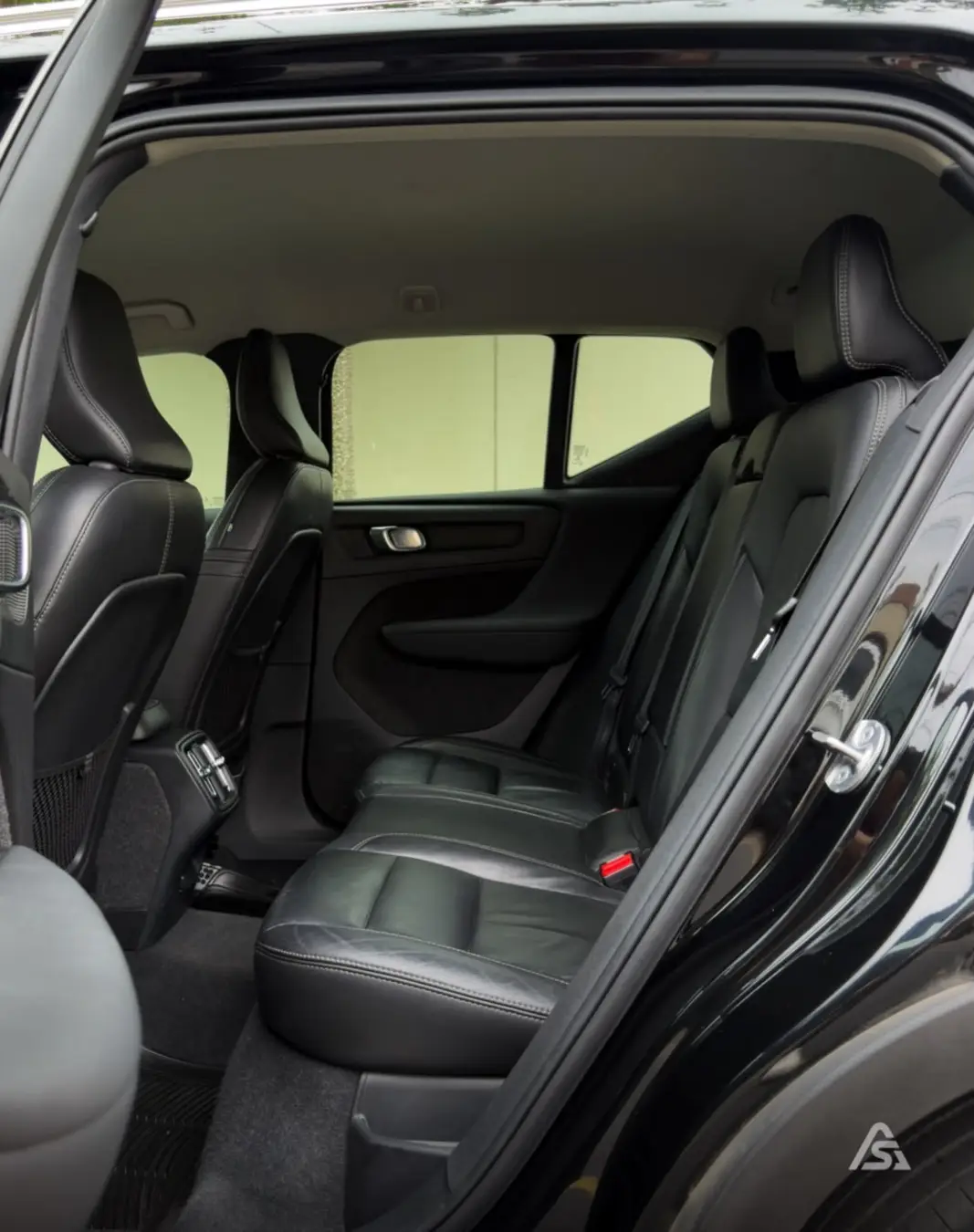Volvo XC-40
