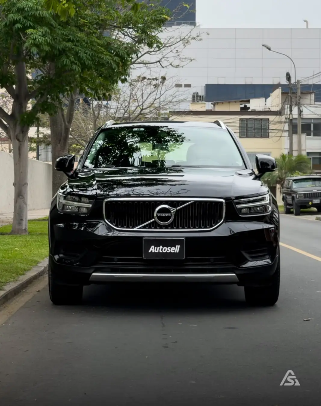 Volvo XC-40
