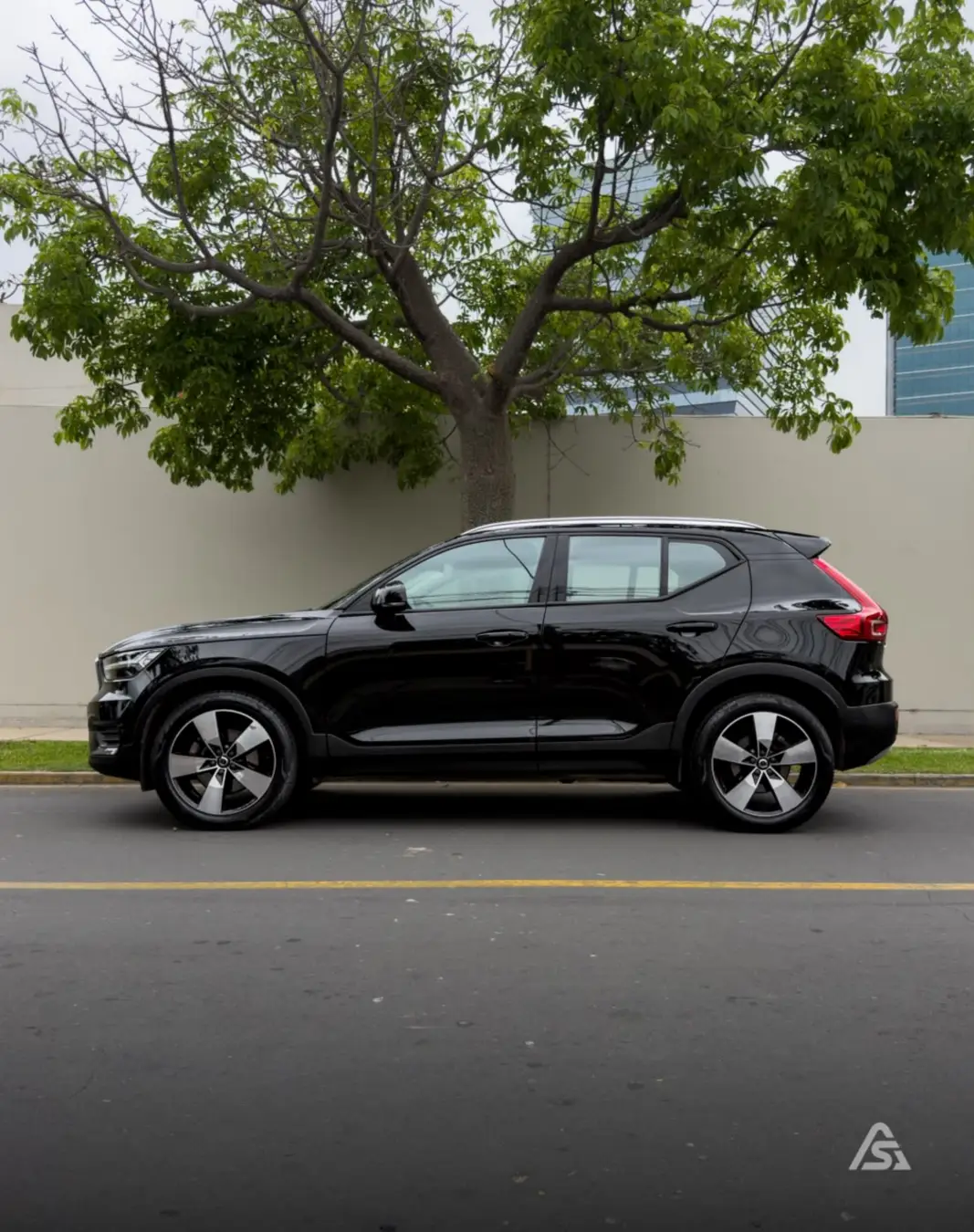 Volvo XC-40