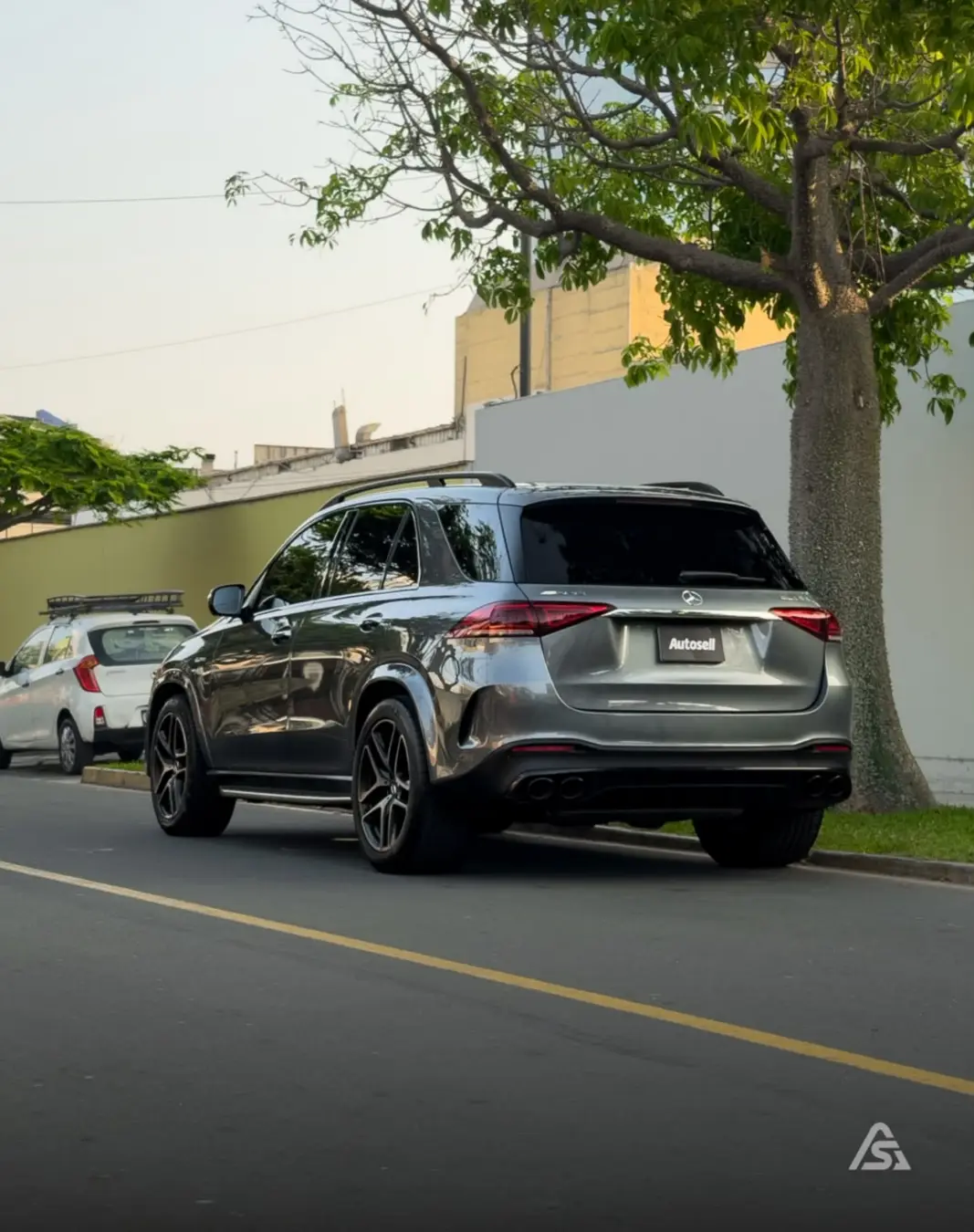 Mercedes Benz GLE 43