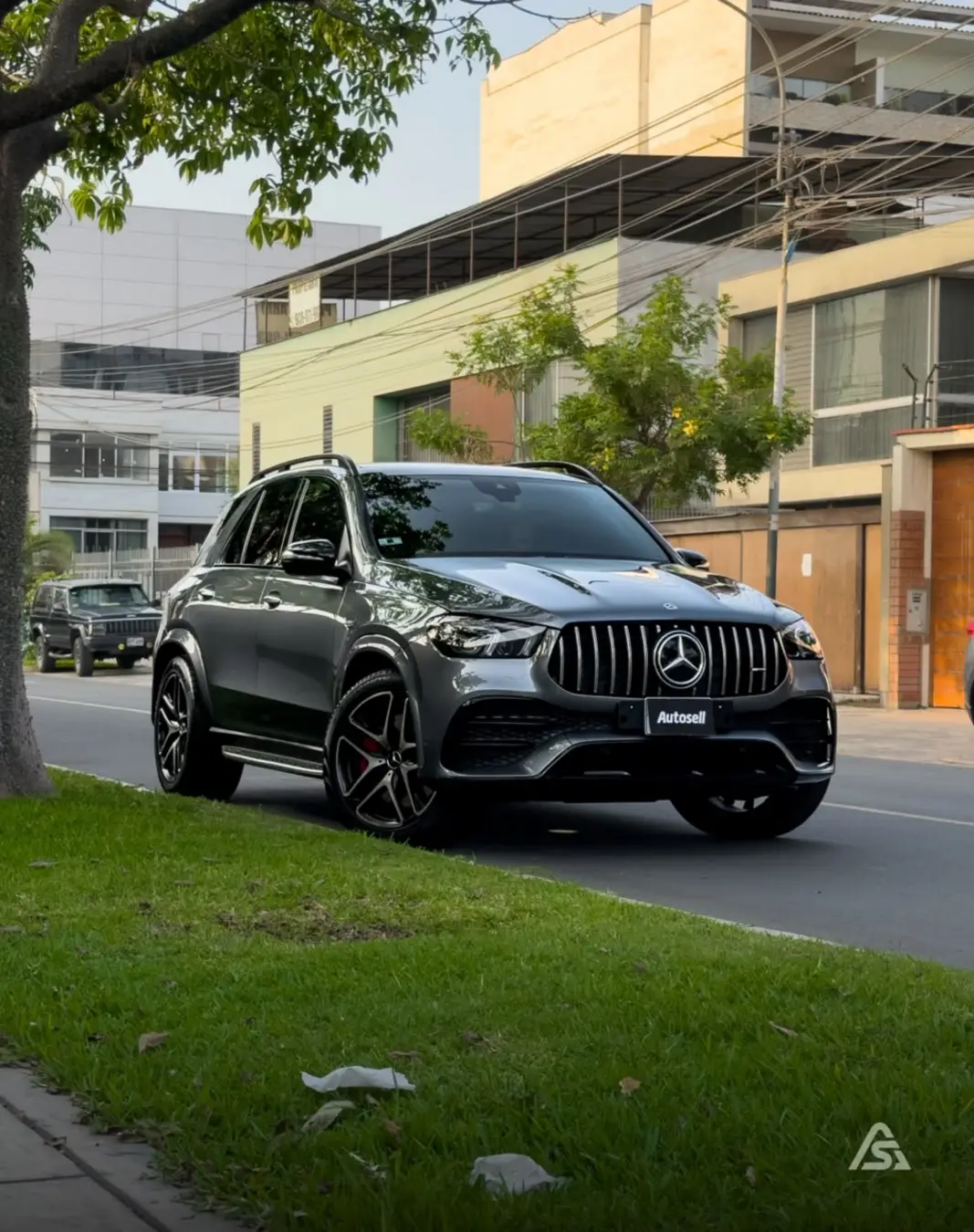 Mercedes Benz GLE 43