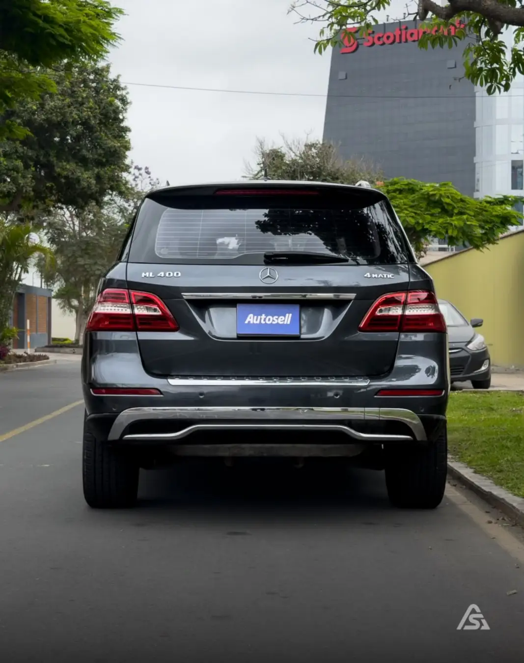 Mercedes Benz ML 400