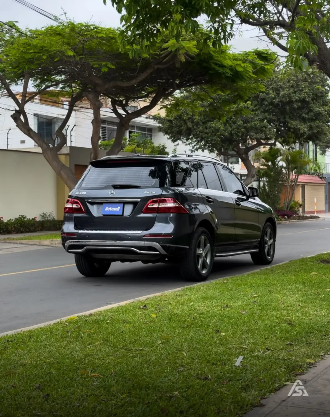 Mercedes Benz ML 400