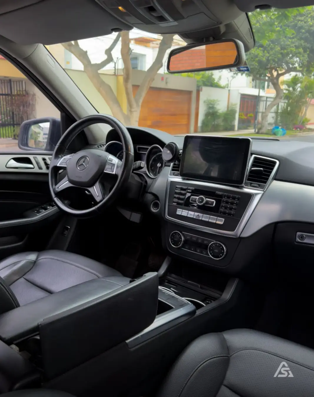 Mercedes Benz ML 400